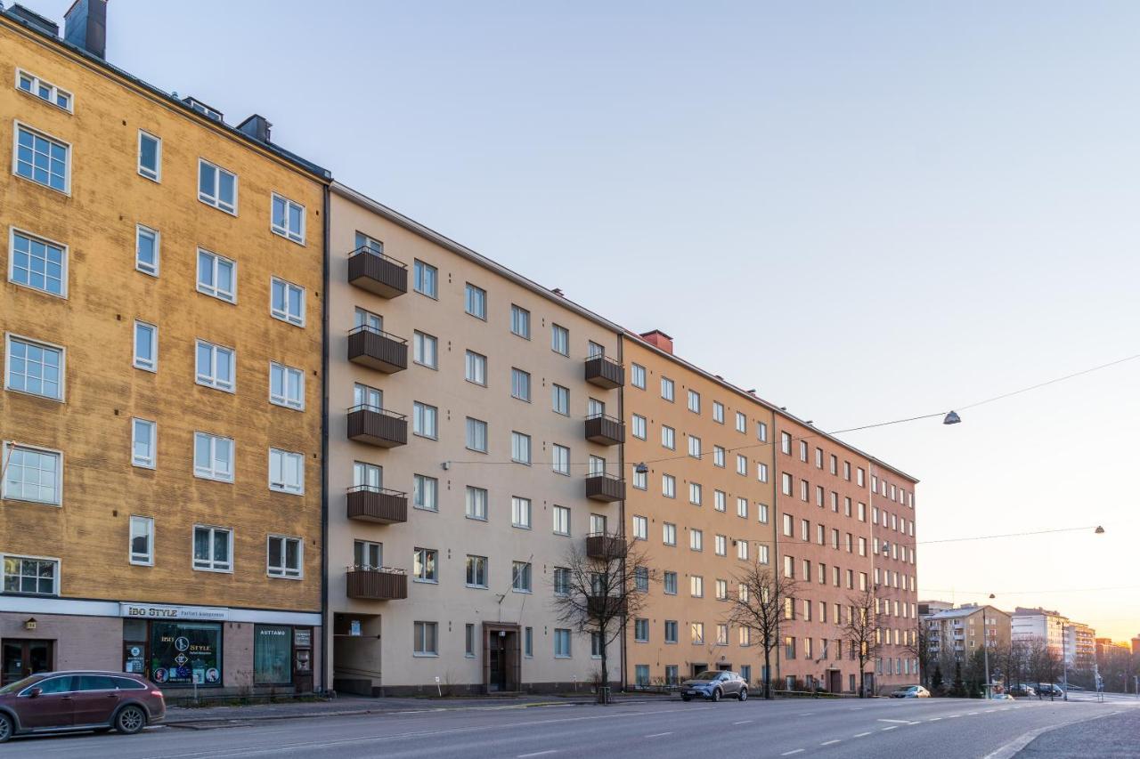 Kaksio Kulttuuritalon Ja Linnanmaen Vieressa Helsinki Exterior photo